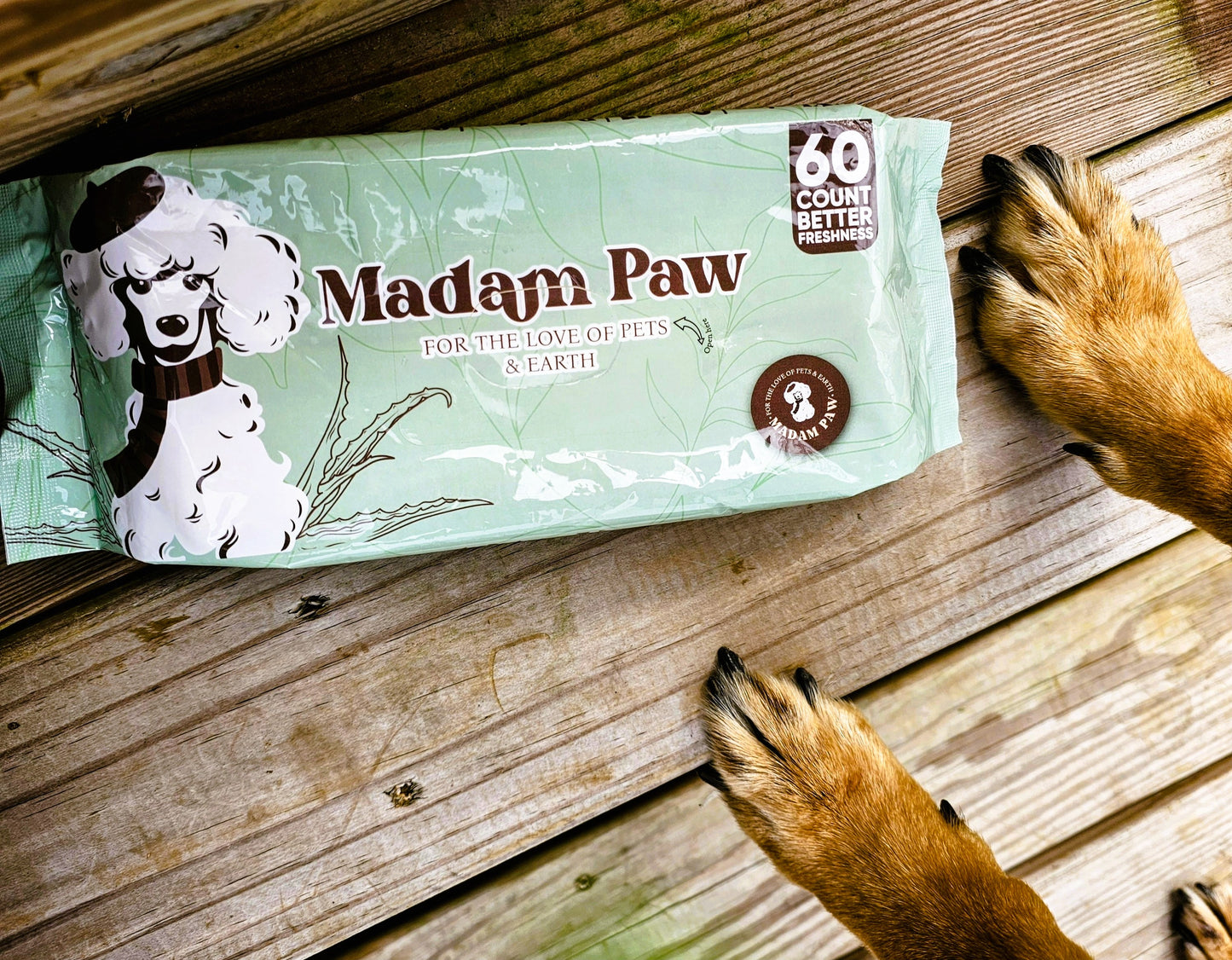 XL Organic Bamboo Pet Wipes -For pets that play hard and lounge harder. Enriched with natural extracts, designed to clean up messes without compromising your love for the planet. FREE BONUS includes a Sweet 10pc Fresh peach π travel pack